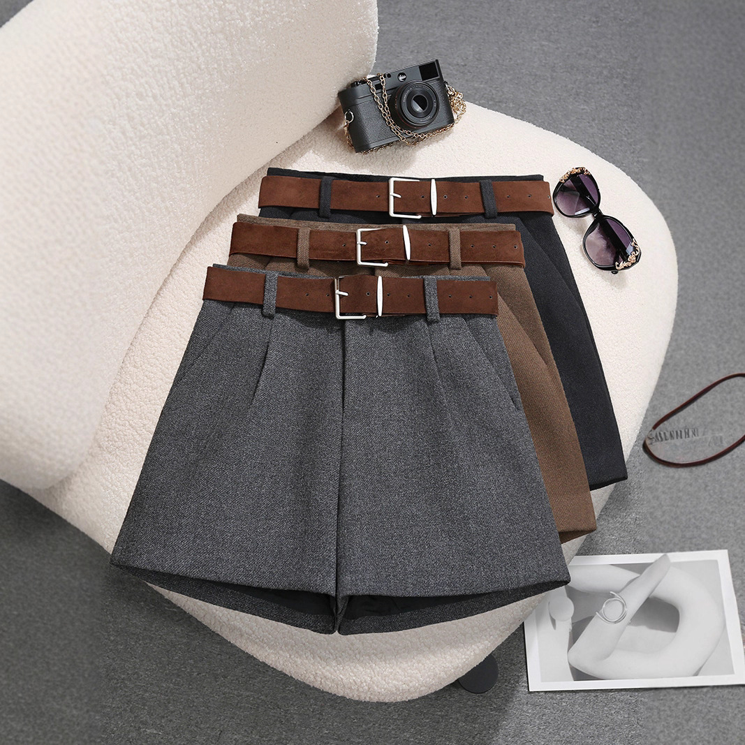 With Belt ~ Gray Woolen Shorts 2025 Winter Women's High-Waisted Fashionable Outer Wear A-Line Wide-Leg Boot Pants Trendy 9785