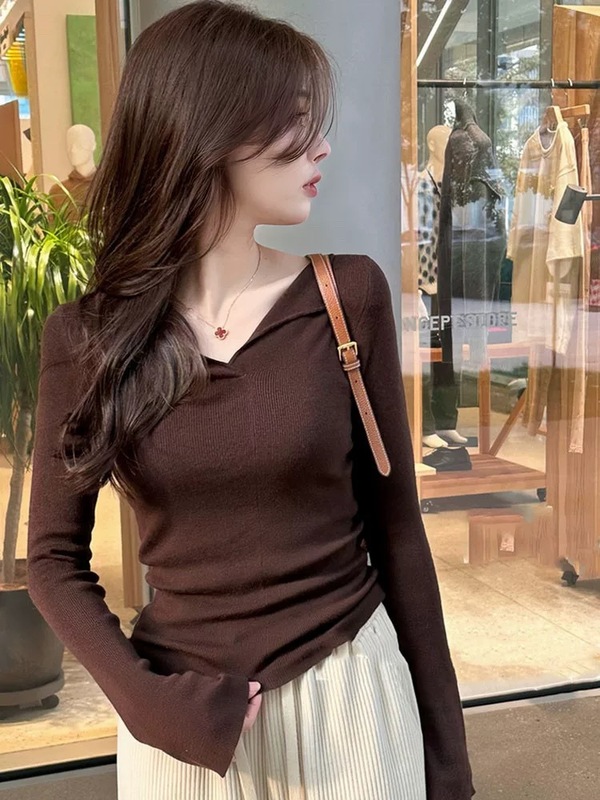 依帆泰纯色V领长袖打底衫修身显瘦毛衣针织衫女百搭微喇叭袖上衣|undefined