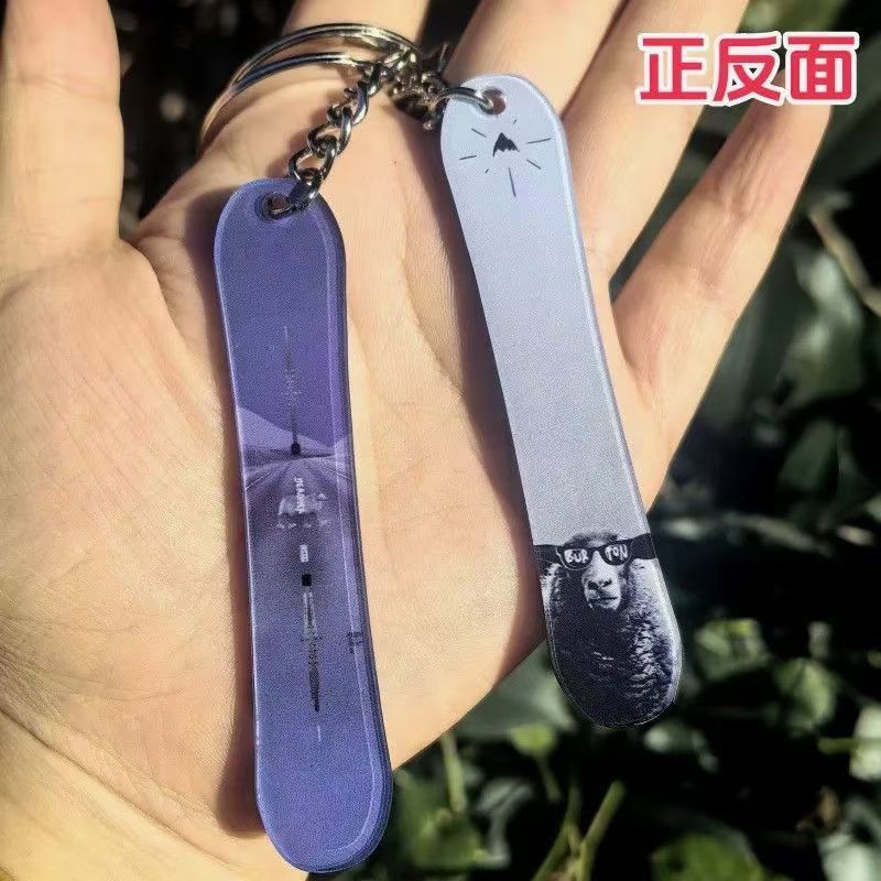 スキー人と同じ滑り板雪板アクリルキーホルダー両面ストラップミニかわいい雪友スポーツプレゼント|undefined
