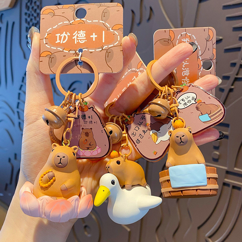 百茂 Оригинальный брелок подходит для мужчин и женщин, модная кукла, аксессуар на рюкзак, популярно в интернете