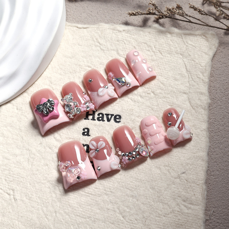 10Pcs Short Duckbill Pink Bear Carved Export European and American Pure Handmade Press-On Fake Nails