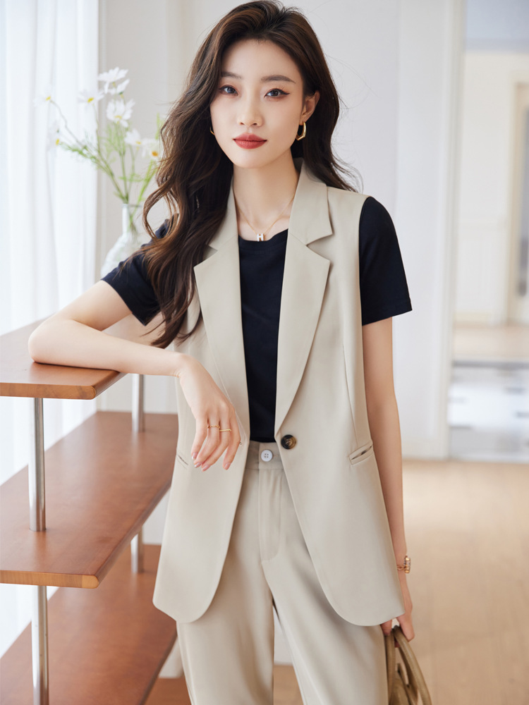 Apricot vest