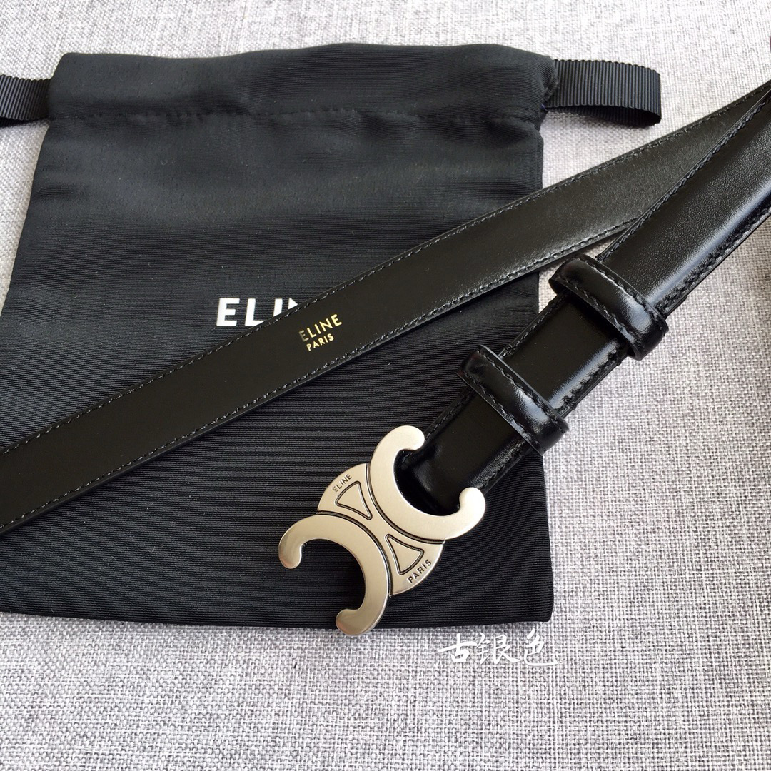 凱旋門純銅蝶々は細い女性の本革の頭層のベルトを掛けます。