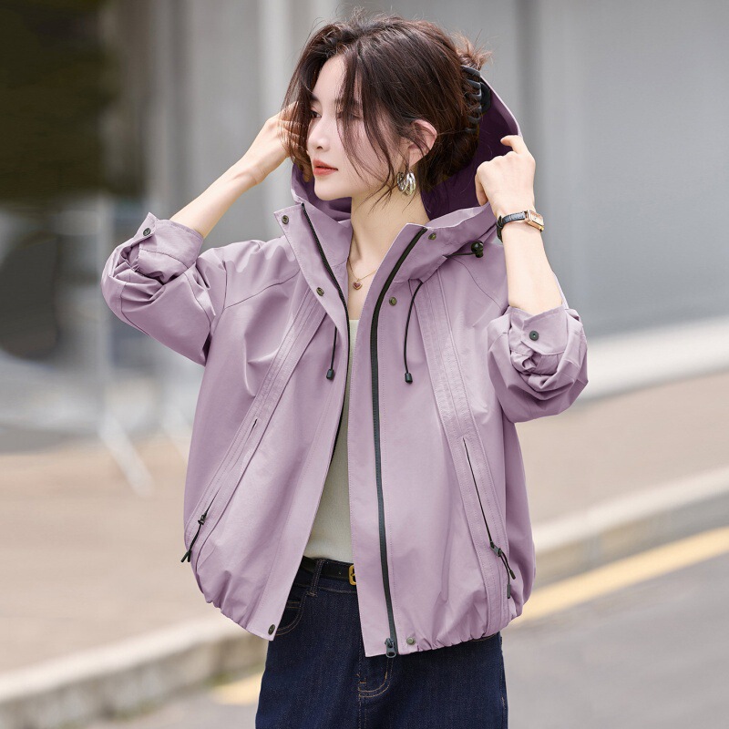Short Trench Coat for Women, Spring and Autumn 2026 New Style, Elegant and Trendy for Petite Figures, Popular Casual Jacket