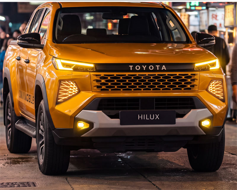 Suitable for 26 models of Toyota Hilux daytime running lights Hilux travo DRL modified LED front bumper fog lights