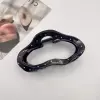 [黑色波点云朵]