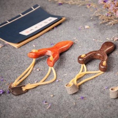 Chicken Wing Wood Red Flower Pear Wooden Slingshot, Outdoor Collectible Toy, Slingshot with Flat Rubber Bands