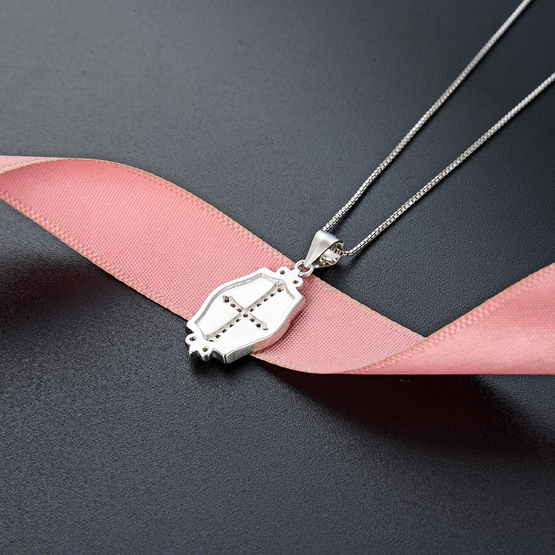 Transfronterizo Amazon accesorios de venta caliente 925 plata esterlina cruz escudo colgante collar de moda europea y americana cadena de clavícula
