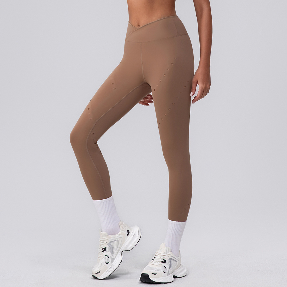 Recordando los nuevos pantalones de pierna de encaje de fitness de secado rápido hueco en forma de V, desnudos, cintura alta, glúteos, yoga, pantalones cortos, mujeres