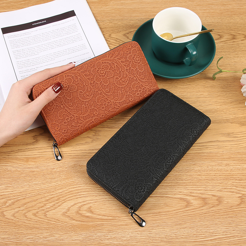 [Event Promotion] New Trendy Embossed Single Pull Women's Wallet Clutch Zipper Multi-Card Slot Women's Bag Ready in Stock