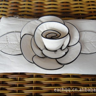 Supply PU flower cosmetic bag, flower coin purse, PU cosmetic bag
