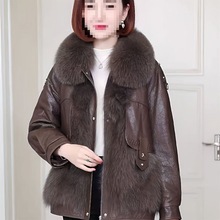 �����¿�º���ëŮ�b�Ӻ�һ�w�r�б�ůƤ�����Ƥ������Ů