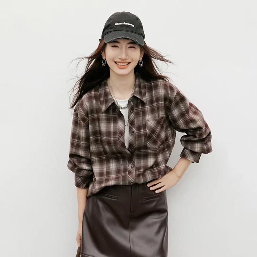2025冬季新款女装撞色格纹不对称单排扣落肩翻领衬衫