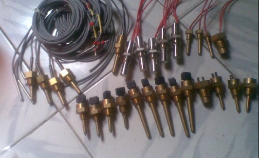 英格索兰螺杆空压机温度传感器37952439,39560628