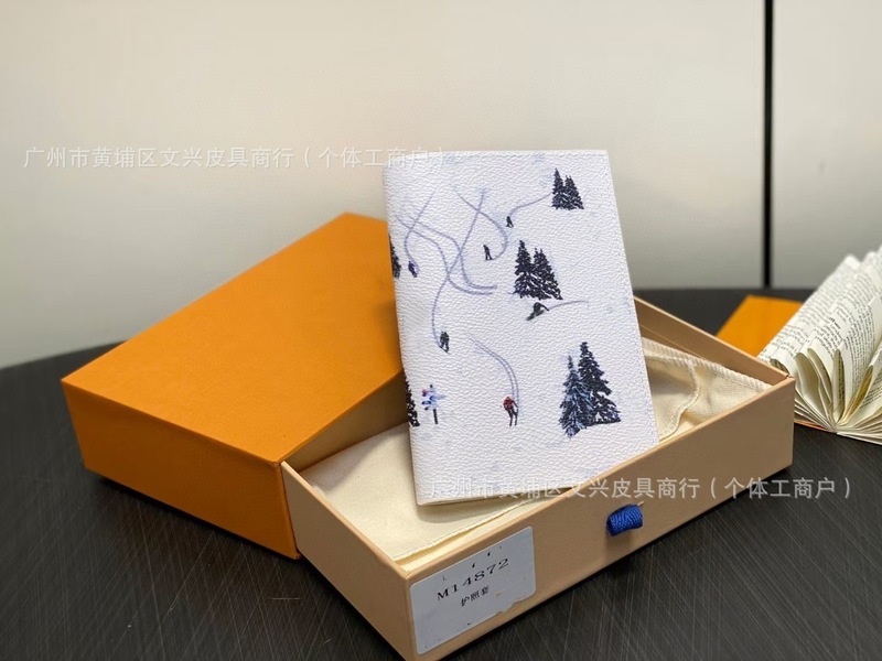 跨境钱包2025新款动植物旅行护照夹钱包护照套男士证件包卡包驴家|undefined