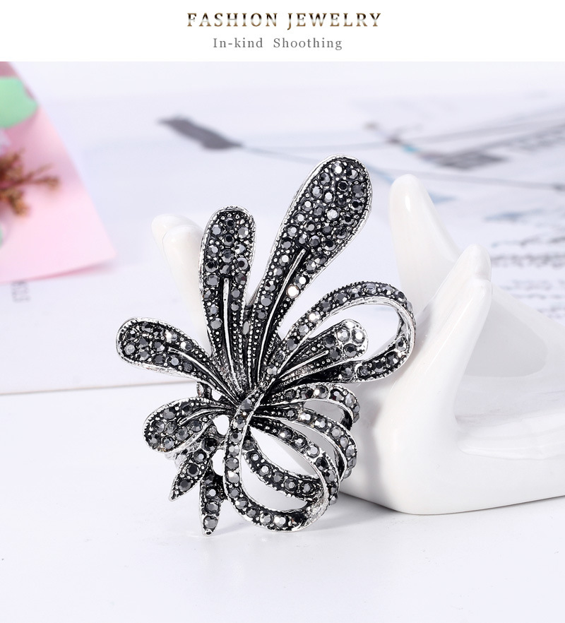 Fashion Black Antique Silver Full Diamond Brooch Wholesale display picture 8