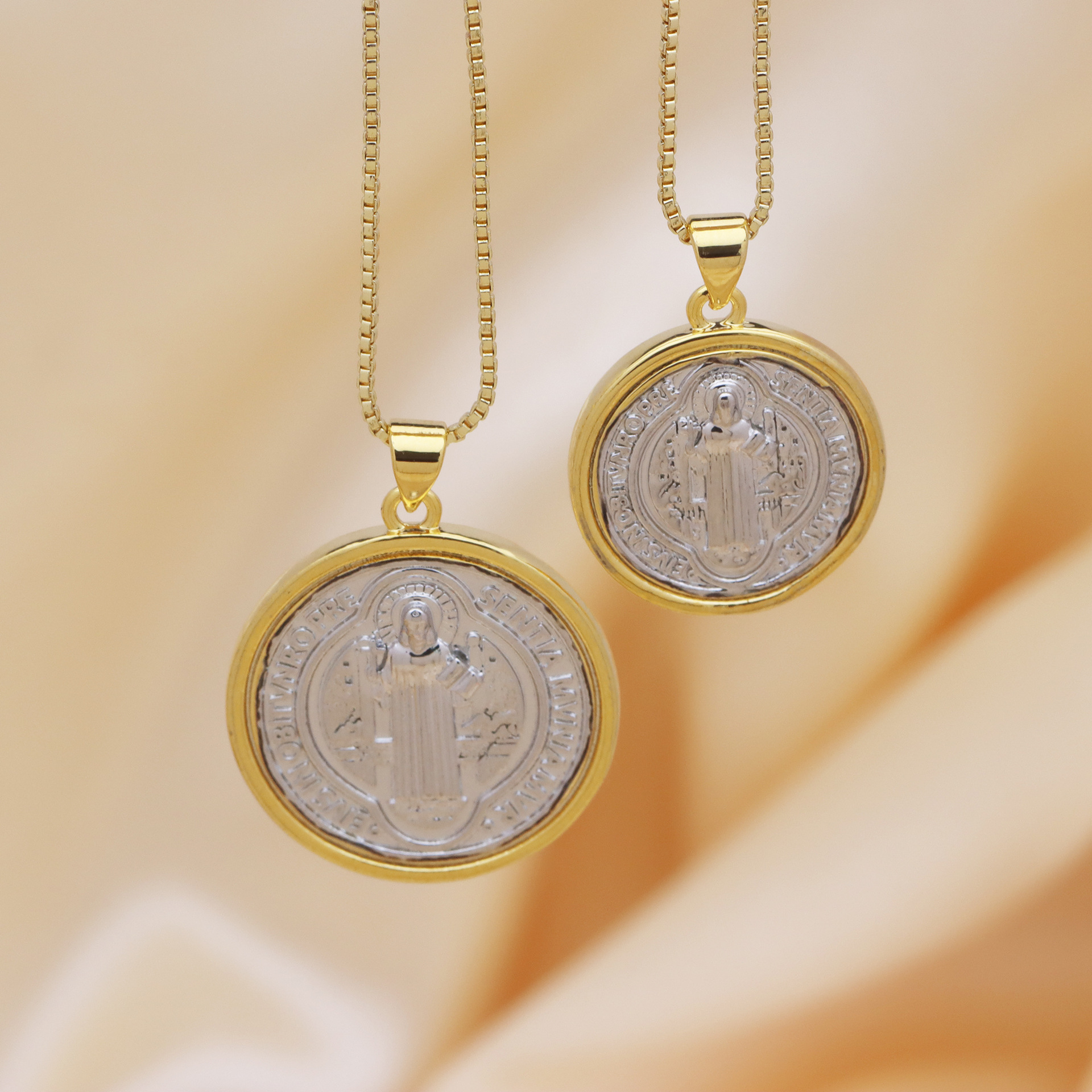 Holiday, Daily, Selfie Occasion Wholesale Jewelry Casual Elegant Simple Style Geometric Copper Plating Pendant Necklace Box Chain