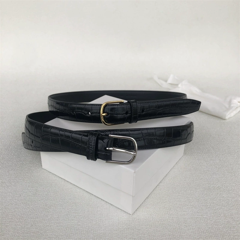 Нишевый TOTEME дамы с рисунком крокодила черный простой дикий пояс ремня