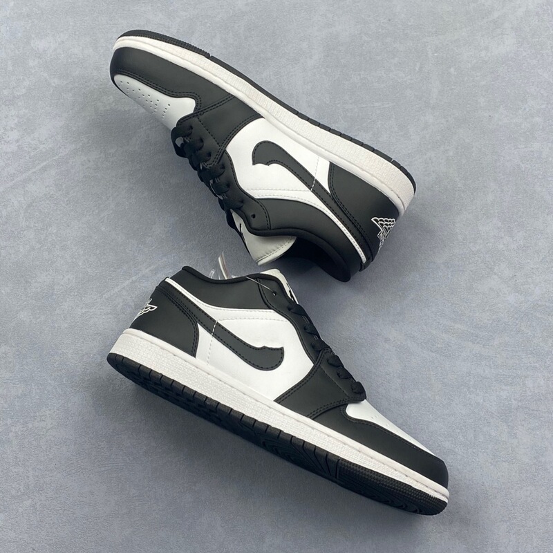 Original box high-end version Jordan AJ1 low-top and mid-top sports shoes, basketball shoes, comfortable and versatile casual shoes for couples, unisex Original box high-end version Jordan AJ1 low-top and mid-top sports shoes, basketball shoes, comfortable and versatile casual shoes for couples, unisex