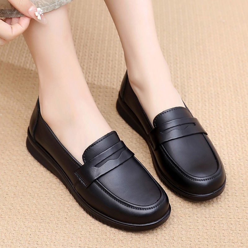 2026 verano nuevo color sólido simple estilo de moda versátil ligero transpirable perezoso un pie zapatos de mujer Lefour