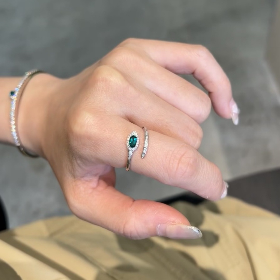 Fortune Green Full Diamond Snake Emerald Ring For Women Adjustable_voghion.com