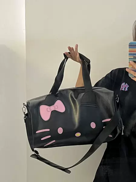 Black (black shoulder strap)