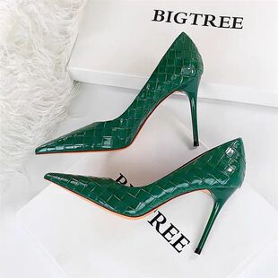 �Gɫ�߸�Ь���I���|Ů����Y�������_�������^��ЬŮ����