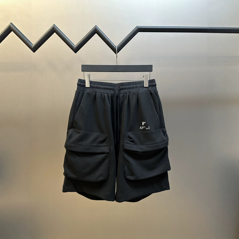 Amiri 26 Spring/Summer New Collection American-Style Logo Print Large Pocket Shorts Double-Sided Knit 5-Point Shorts Amiri 26 Spring/Summer New Collection American-Style Logo Print Large Pocket Shorts Double-Sided Knit 5-Point Shorts