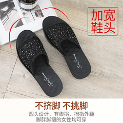 媽媽拖鞋夏季涼拖外穿中年人軟底防滑中老年時尚女士舒適2024新款