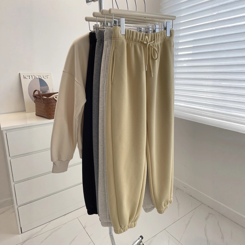 A Pair of Winter ~ Thickeneded Cashmere Leggings Casual Sweatpants for Women! 24 Winter High-Waisted Warm Cuffed Sweatpants A Pair of Winter ~ Thickeneded Cashmere Leggings Casual Sweatpants for Women! 24 Winter High-Waisted Warm Cuffed Sweatpants