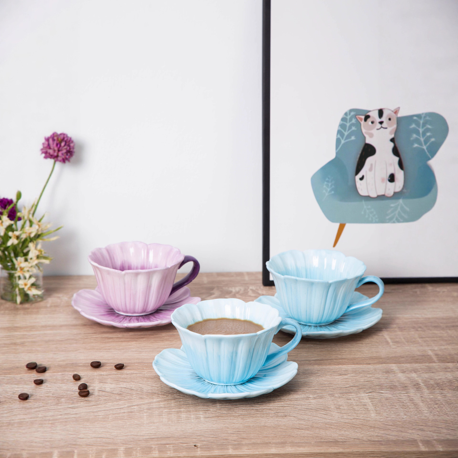 Esmalte pintado a mano de alto valor de la cara, tazas de café y platos de lujo ligero y creativo, tazas de café hechas a mano.