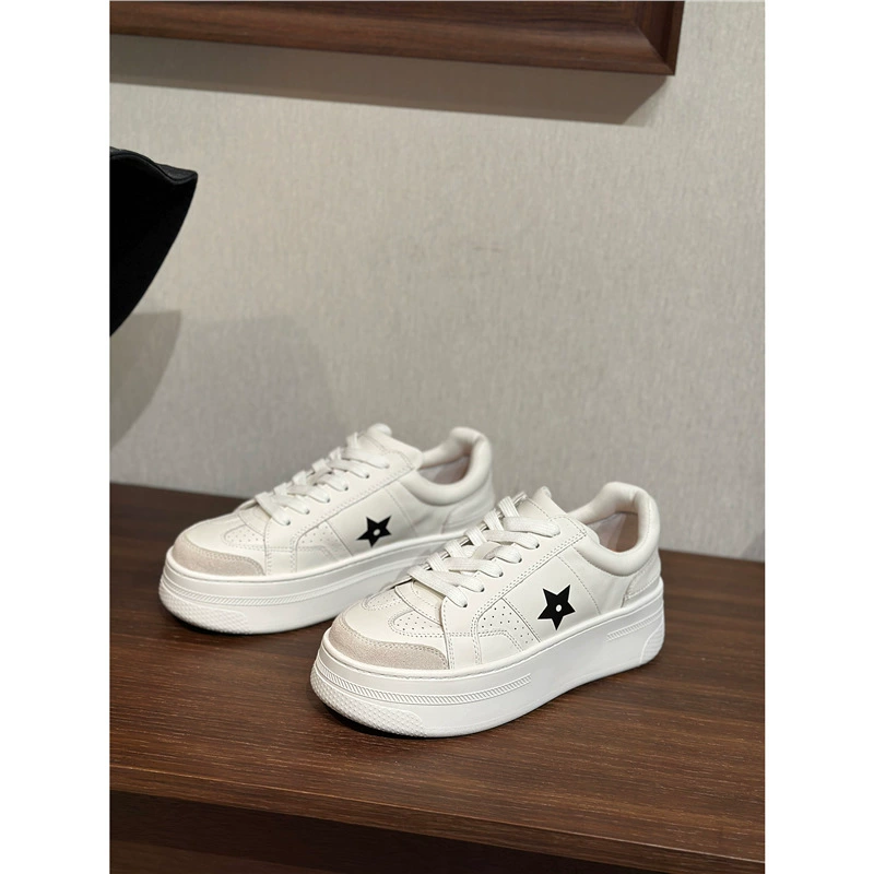 2025 новая модель оптом, без бренда, женские повседневные белые туфли на толстой подошве, универсальные туфли для увеличения роста, нишевая обувь для женщин