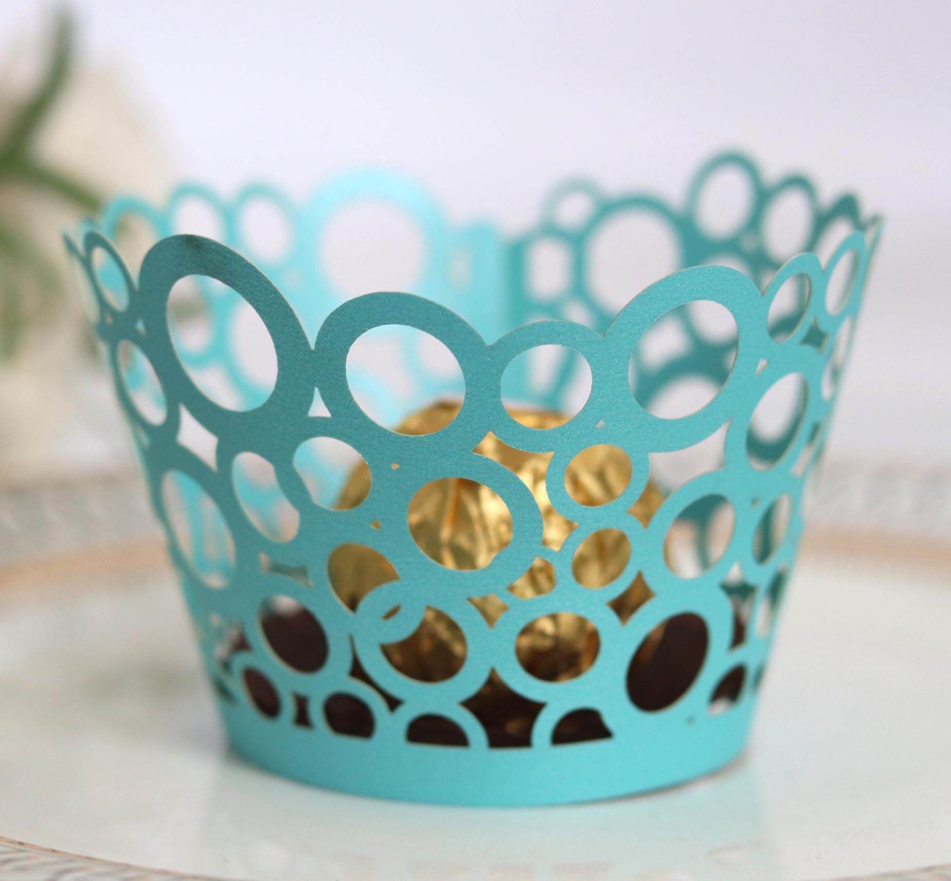 亚马逊 纸杯蛋糕围边 圆圈款激光镂空蛋糕纸杯 甜品台装饰 批发