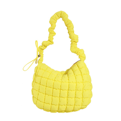 韩版泡泡云朵包新款单肩斜挎包外贸热销小众简约褶皱腋下饺子包女