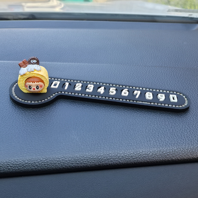 Coche creativo placa de número de estacionamiento temporal muñeca linda rabu pan coche coche coche móvil teléfono móvil mujer