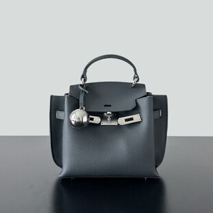 �^����֦�yţƤ�P���2025�羳�¿�ٴ�͹��K����μ�б����Ƥ��