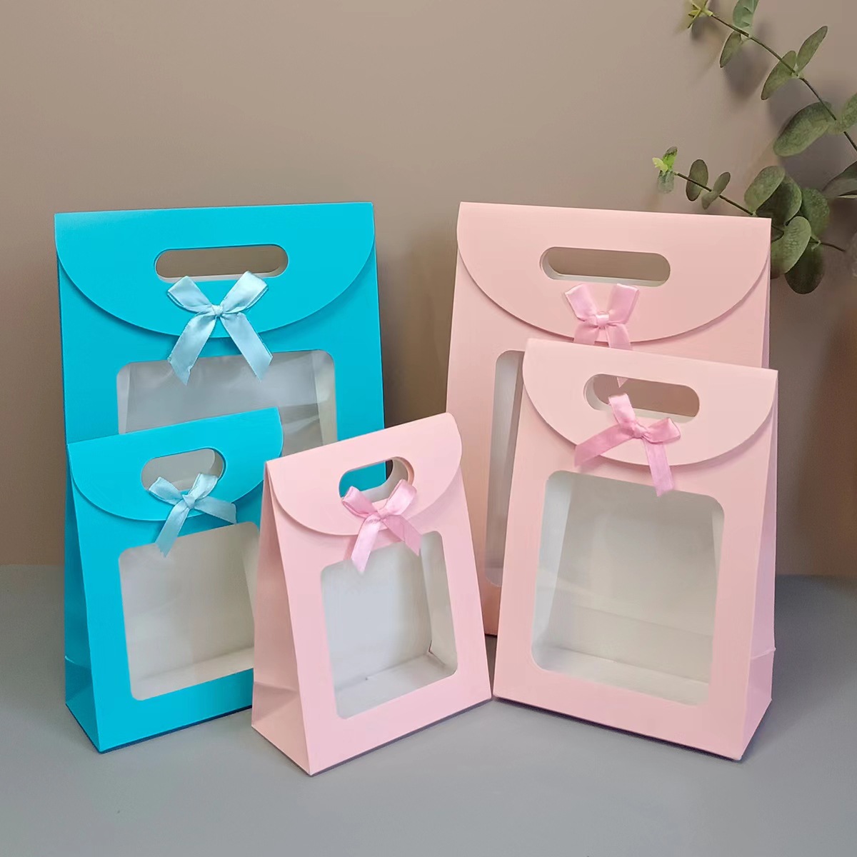 新款蝴蝶结翻盖手提袋橱窗透明 ins风格系小清新手拎袋礼物袋现Q