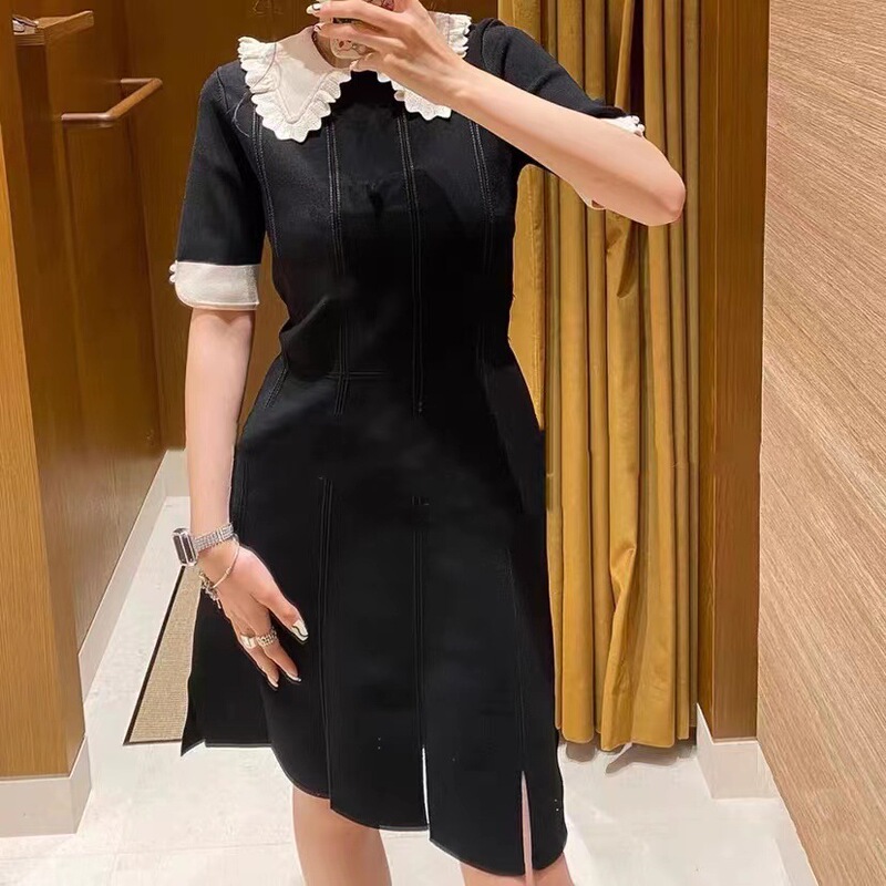Fadan S Family Fall/Winter 2022 New Lace Collar Waist Open Skirt Swing Knitted Dress Hepburn Small Black Skirt Fadan S Family Fall/Winter 2022 New Lace Collar Waist Open Skirt Swing Knitted Dress Hepburn Small Black Skirt