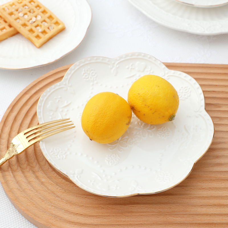 European-style Phnom Penh Embossed Ceramic Lace Disc Western Plate Steak Plate Tableware suit Banquet Festive Plate Wedding