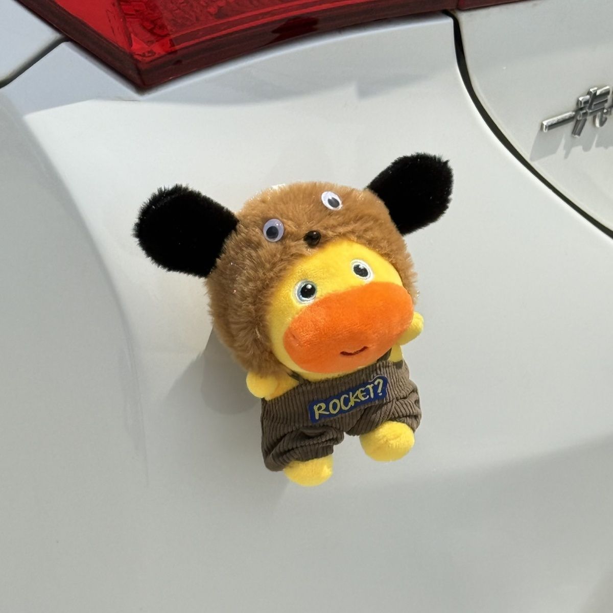 Cute Car-Mounted Capybara Plush Toy Hanging on the Car Rear, Adorable Stuffed Animal Birthday Gift