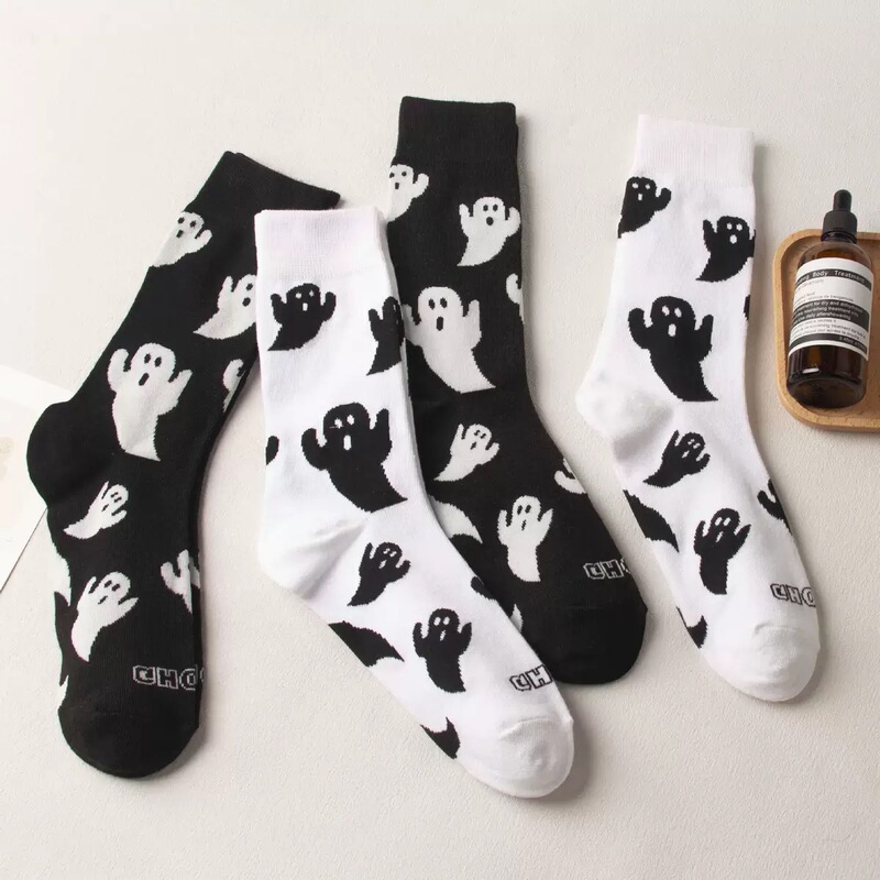 Women's Autumn and Winter Mid-Calf Socks Cute Cartoon Black and White Ghost Pattern Halloween Series Cross-Border Foreign Trade Long Socks Women's Autumn and Winter Mid-Calf Socks Cute Cartoon Black and White Ghost Pattern Halloween Series Cross-Border Foreign Trade Long Socks