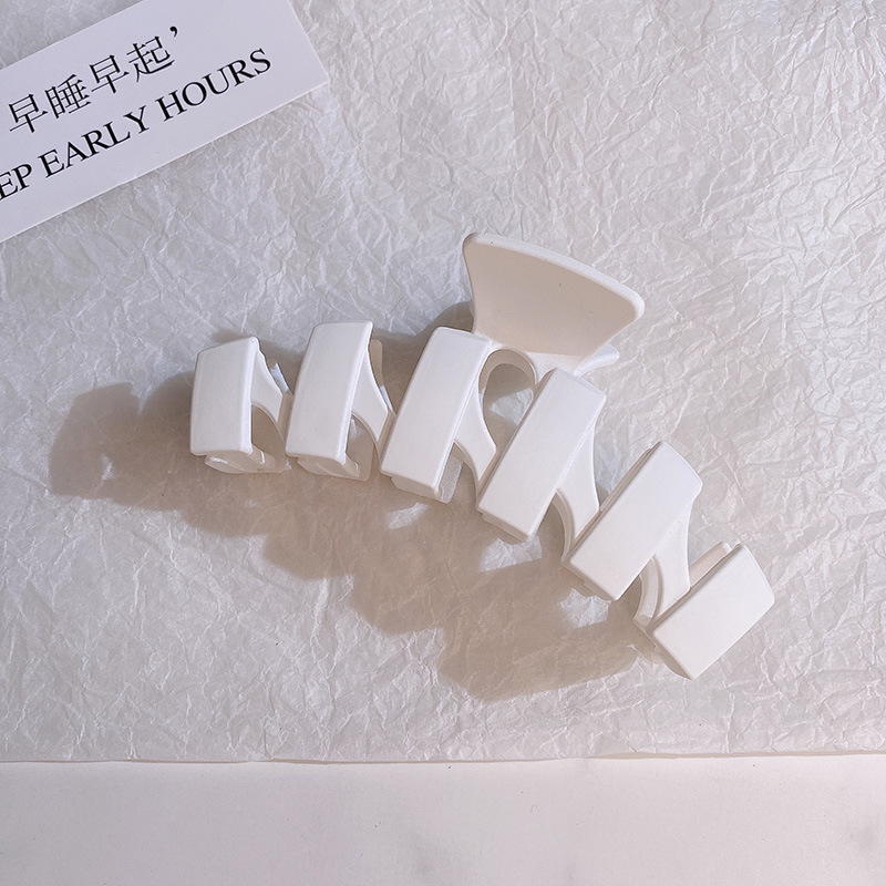 Women's Fashion Geometric Plastic Hair Claws display picture 6