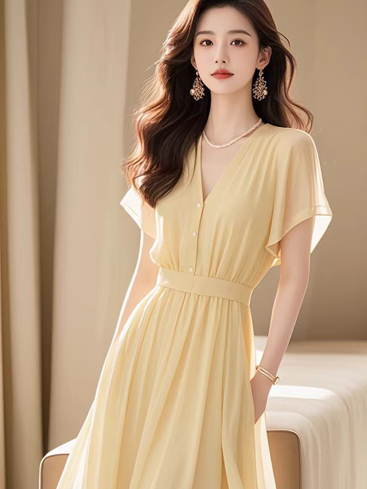 Vàng nhạt