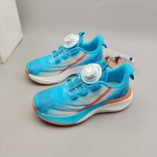 �ְ��ܶ�Ա��ͯЬͯ�˶�Ь͸���ٴ�����ѧ��Ь