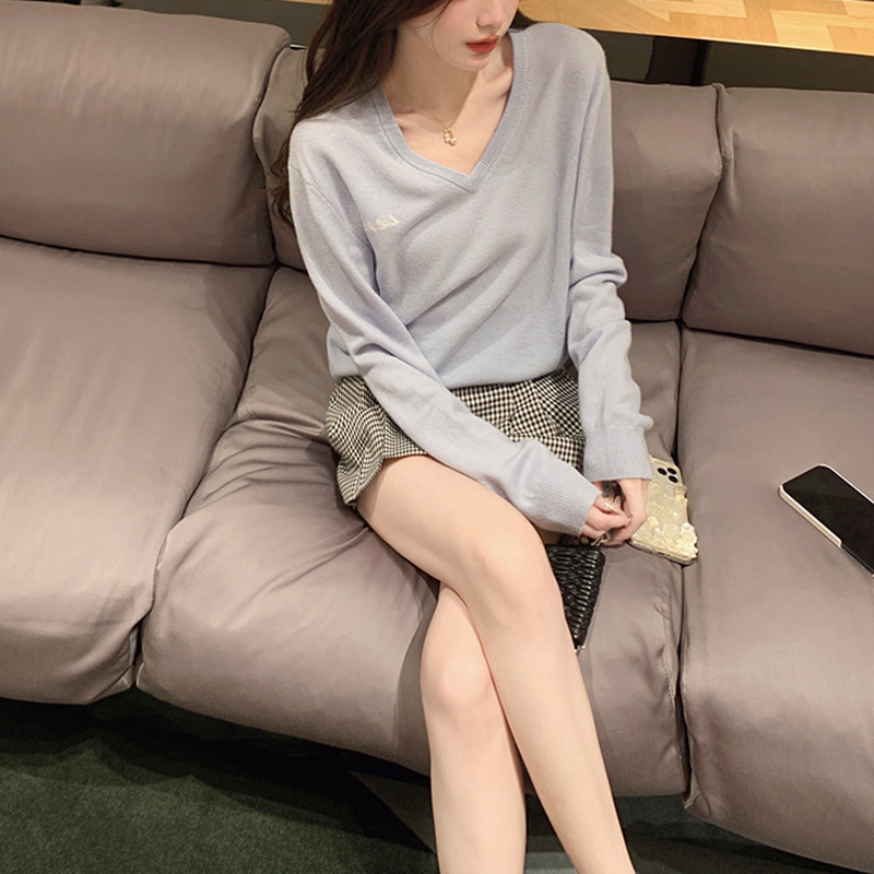 Ahmiu Sweetheart Soft Sweater V-neck Soft Knit Pullover Top Ahmiu Sweetheart Soft Sweater V-neck Soft Knit Pullover Top