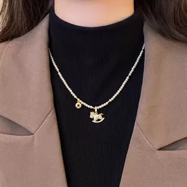 耳环;项链;耳钉