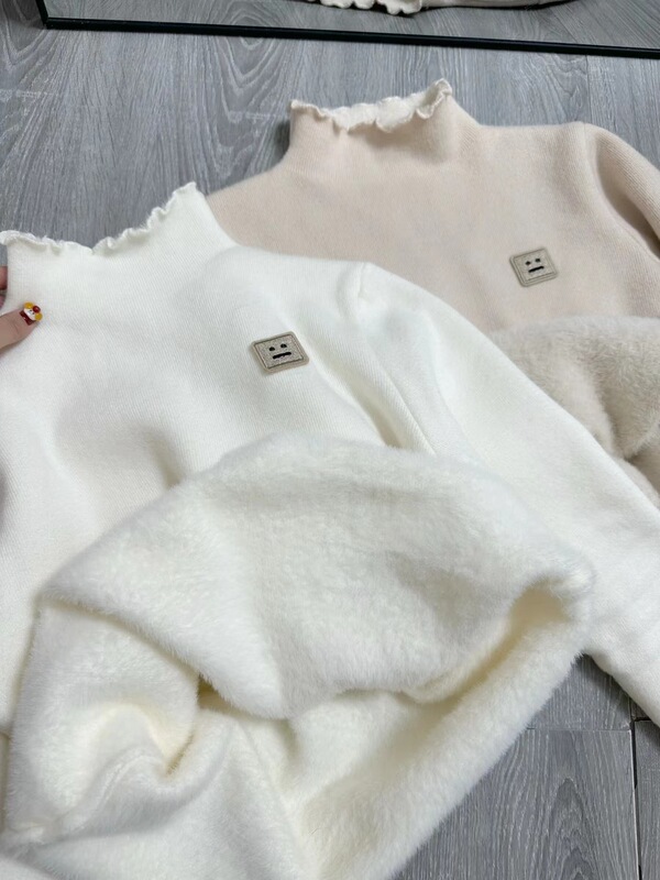 One-piece Velvet Sweater Women's 2024 Autumn and Winter New Thickened Half-turtleneck Ear Edge Inner Knitted Base Shirt Top Trendy