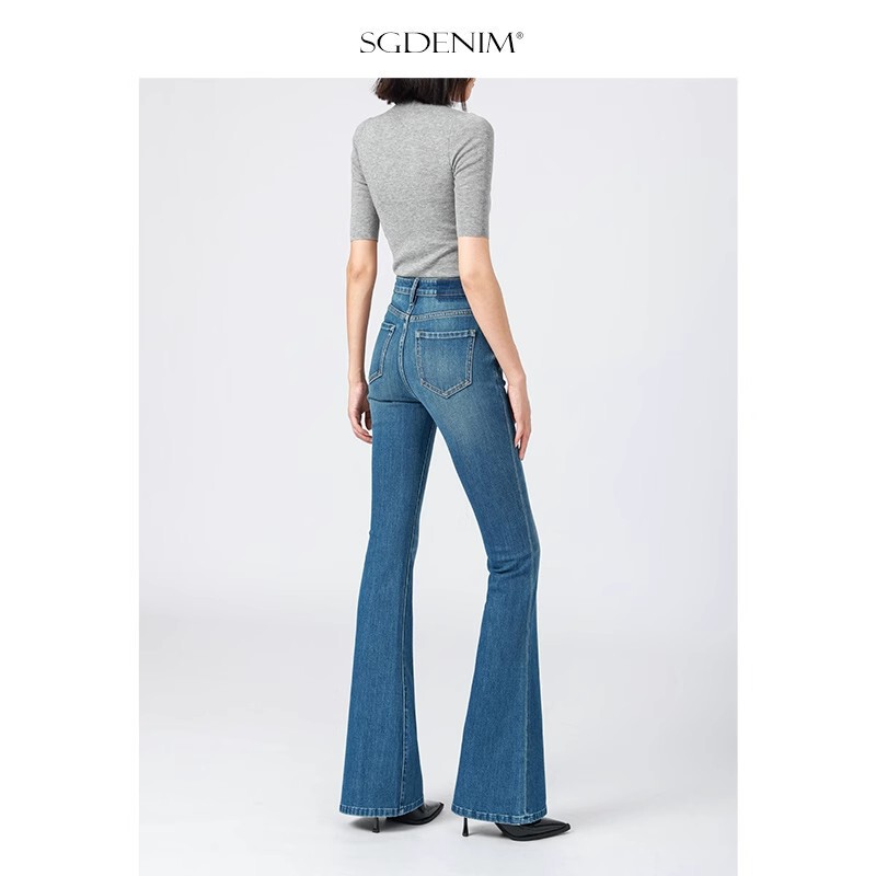 Nostalgic Trend/Four-Way Stretch High-Waisted Micro-Flare Jeans for Women, Retro Tight-Fitting, Butt-Lifting, Slimming, 2026 Spring New Style