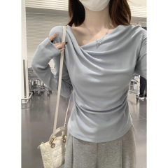 春秋の新型の修身tシャツの女性の小さい清新な青い襟の1字の襟のモーダルギャルの長袖の底のシャツ
