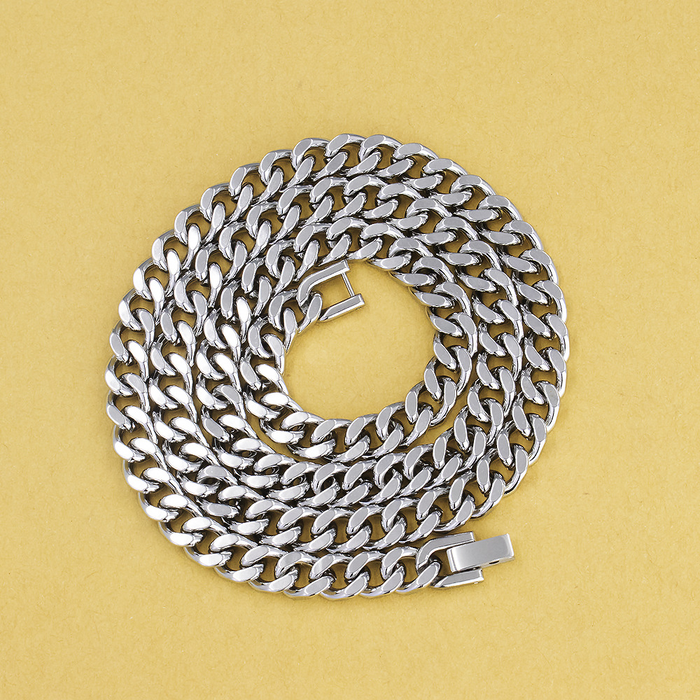 Classic Men’s Titanium Stainless Steel Snake Bone Chain Necklace_voghion.com